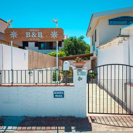 Brezza B&B Golfo Aranci Bagian luar foto