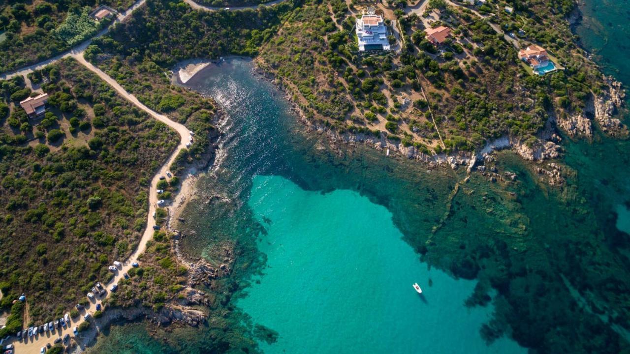 Brezza B&B Golfo Aranci Bagian luar foto